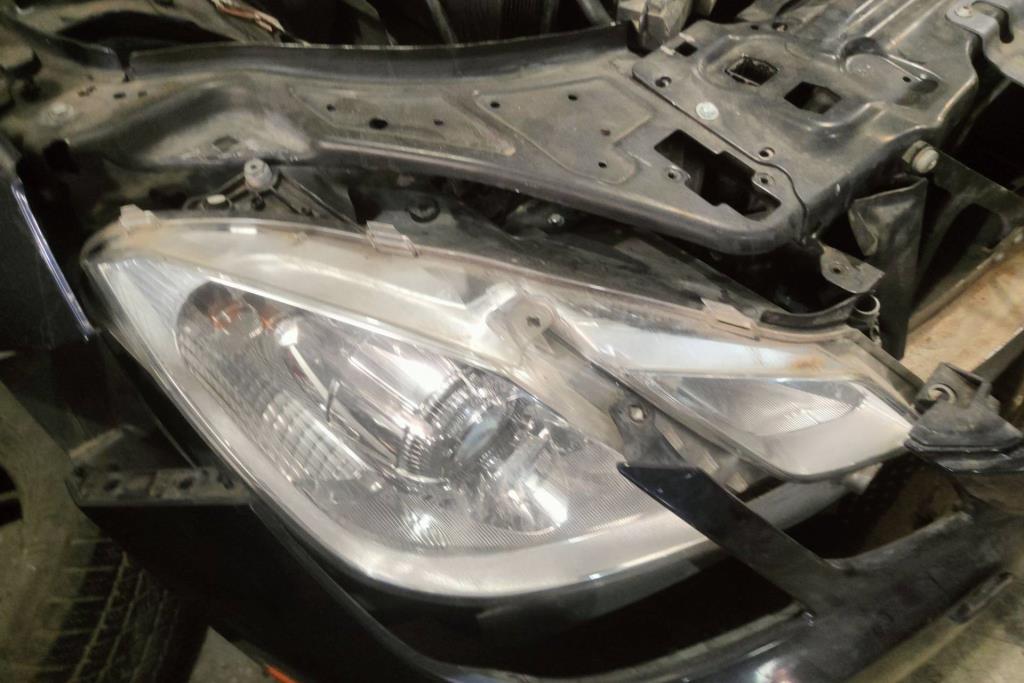 Lights Front light Mercedes Benz E200