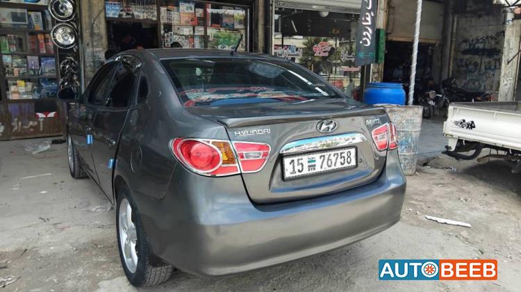 Hyundai Avante 2009