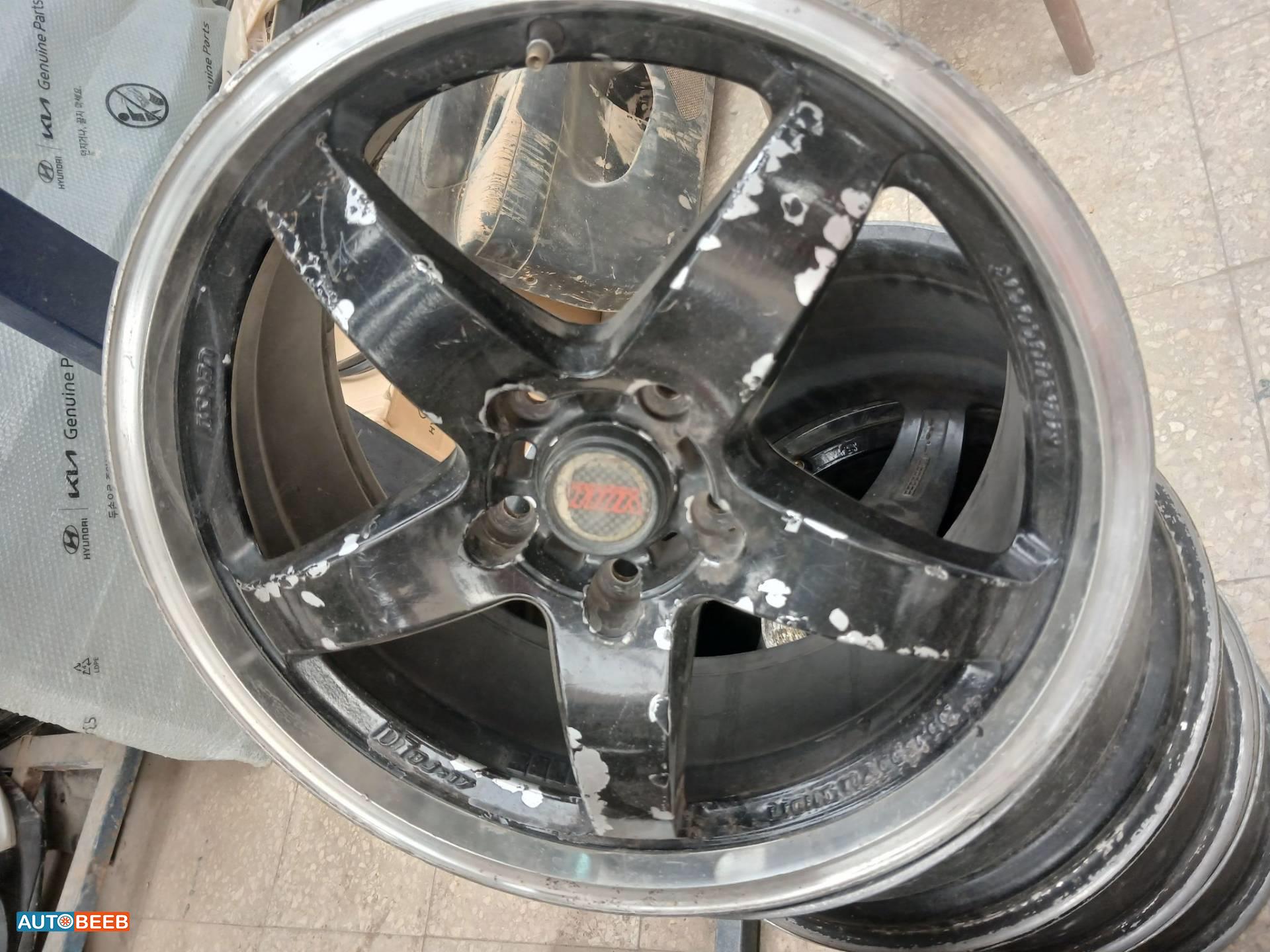  Wheel and Rims  
