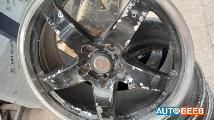 Wheel and Rims  
