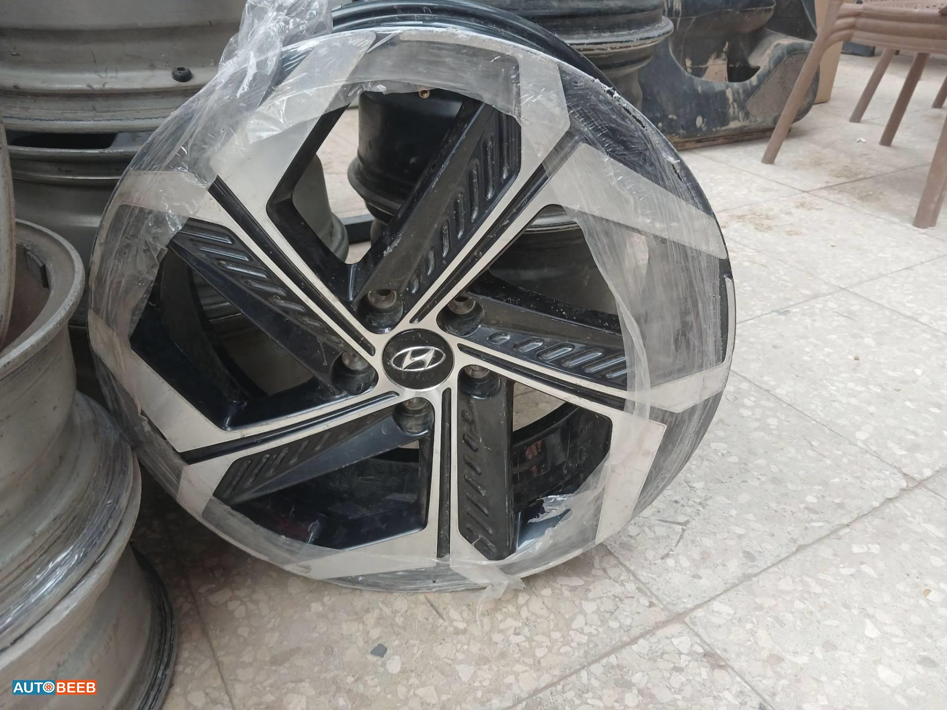  Wheel and Rims  