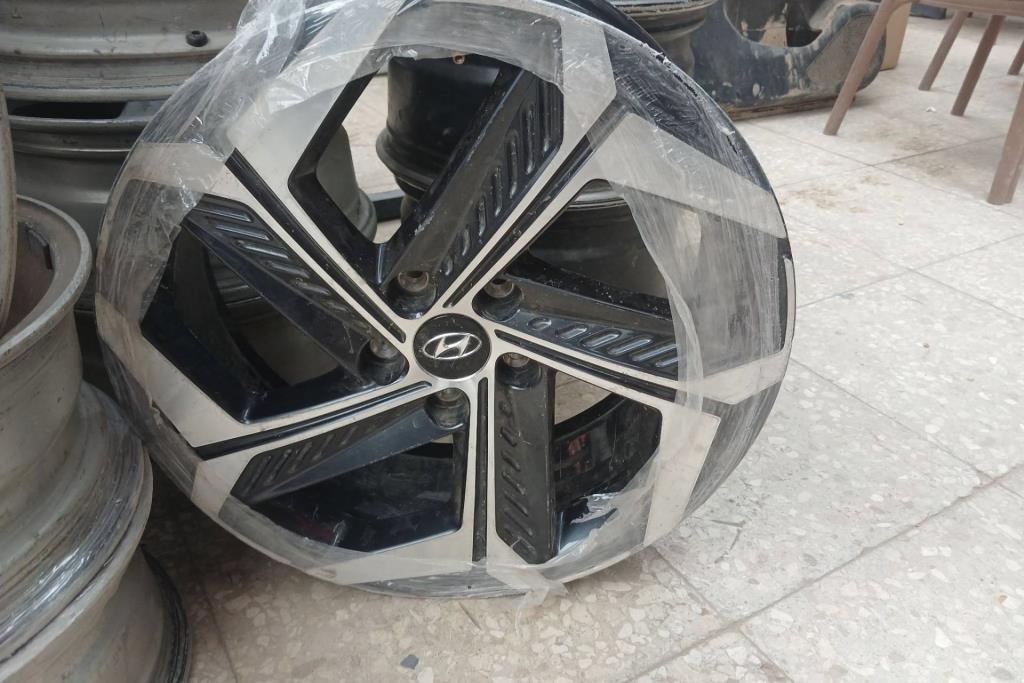  Wheel and Rims  