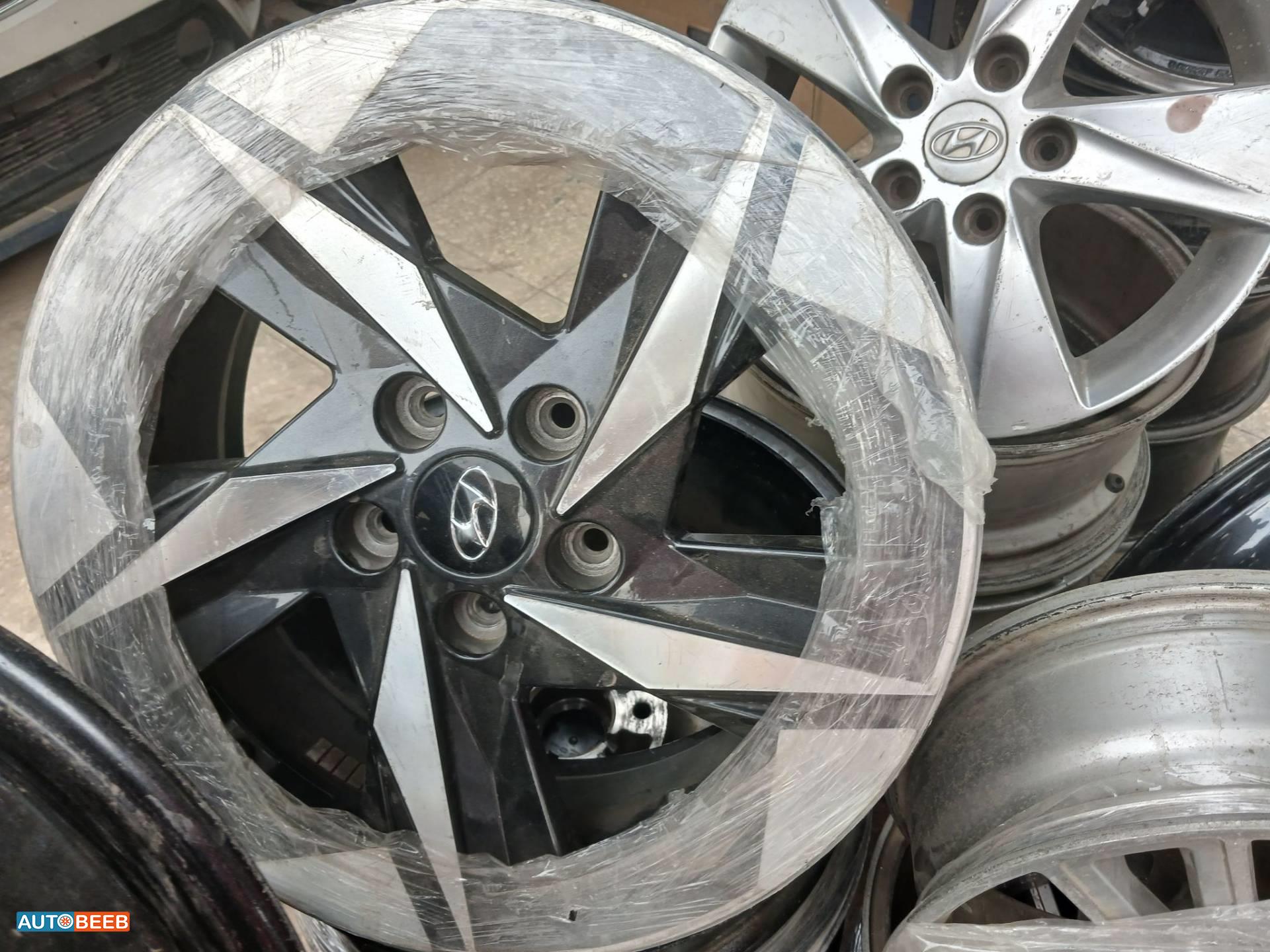  Wheel and Rims  