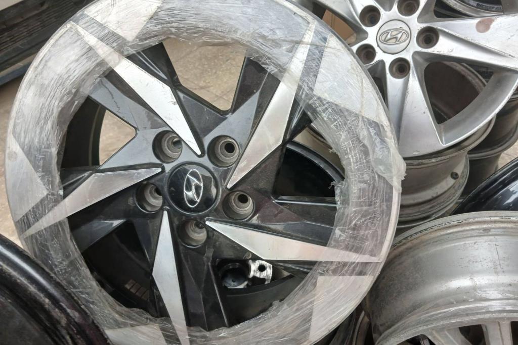  Wheel and Rims  