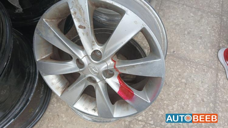  Wheel and Rims  