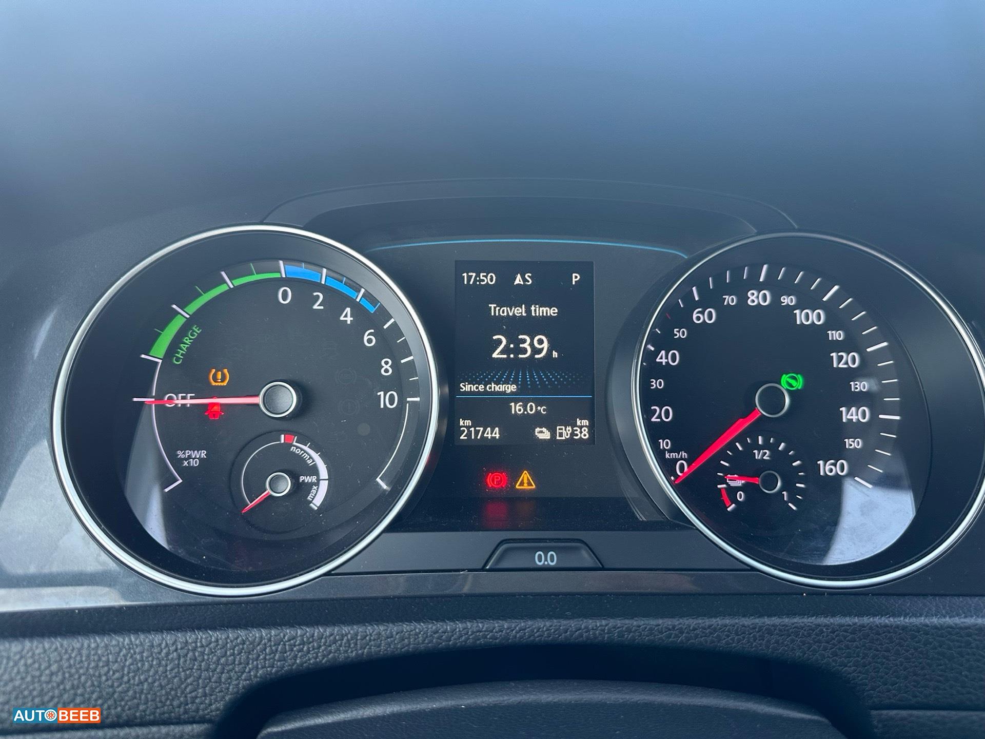 Volkswagen E-Golf 2020