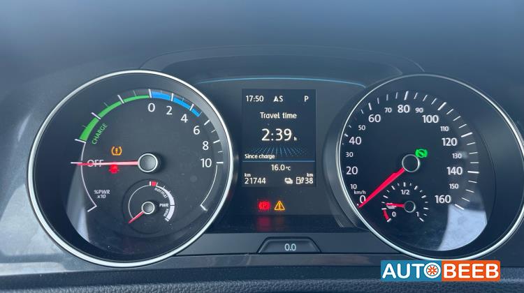 Volkswagen E-Golf 2020