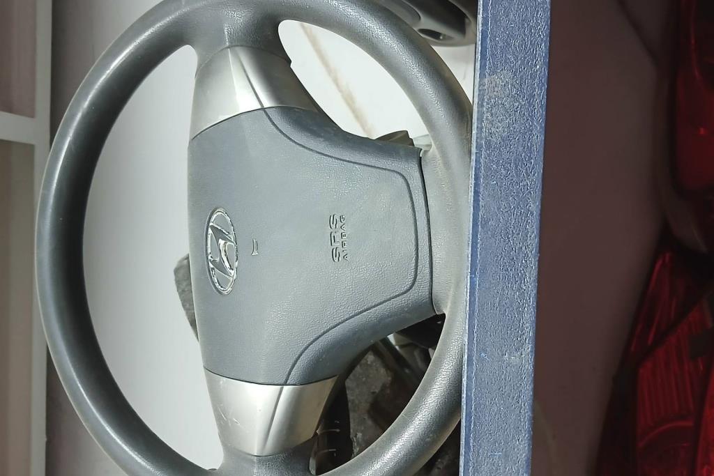 Cabin  Steering Wheel Hyundai Elantra