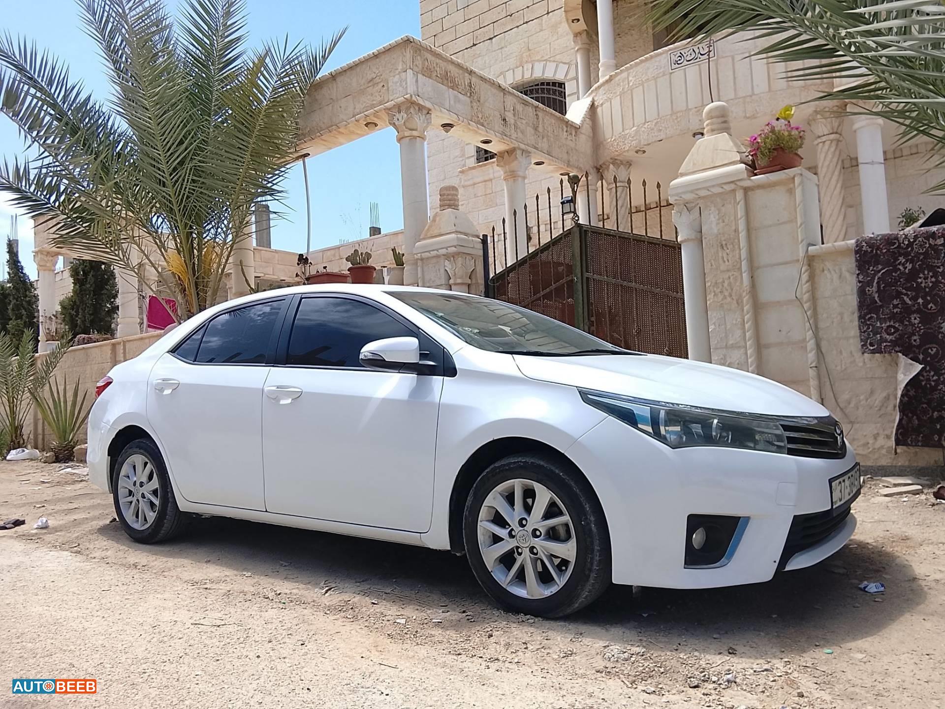 تويوتا كورولا 2014