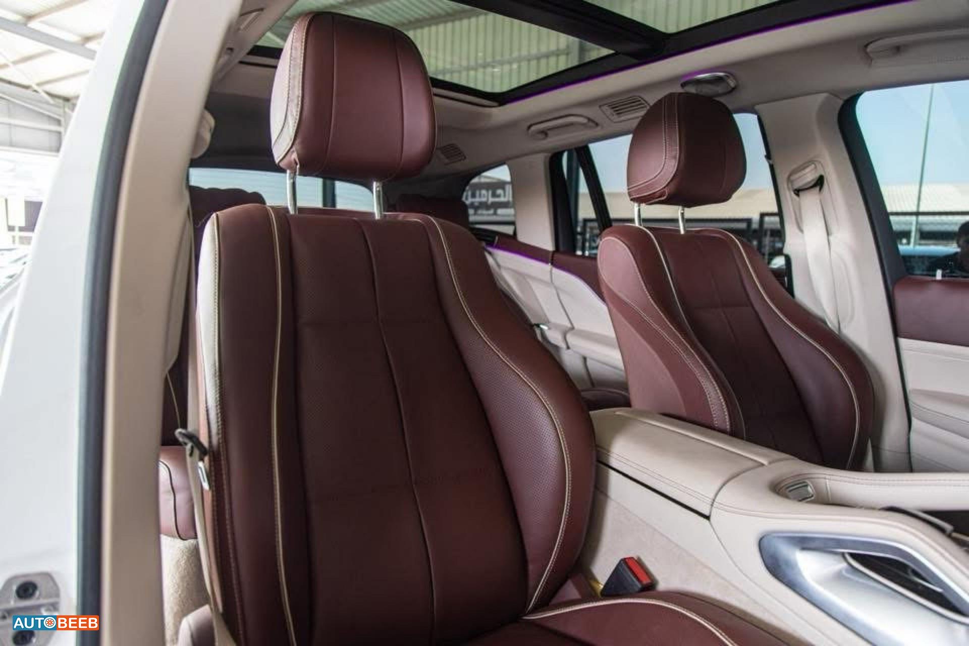 Mercedes Benz GLS600 2022
