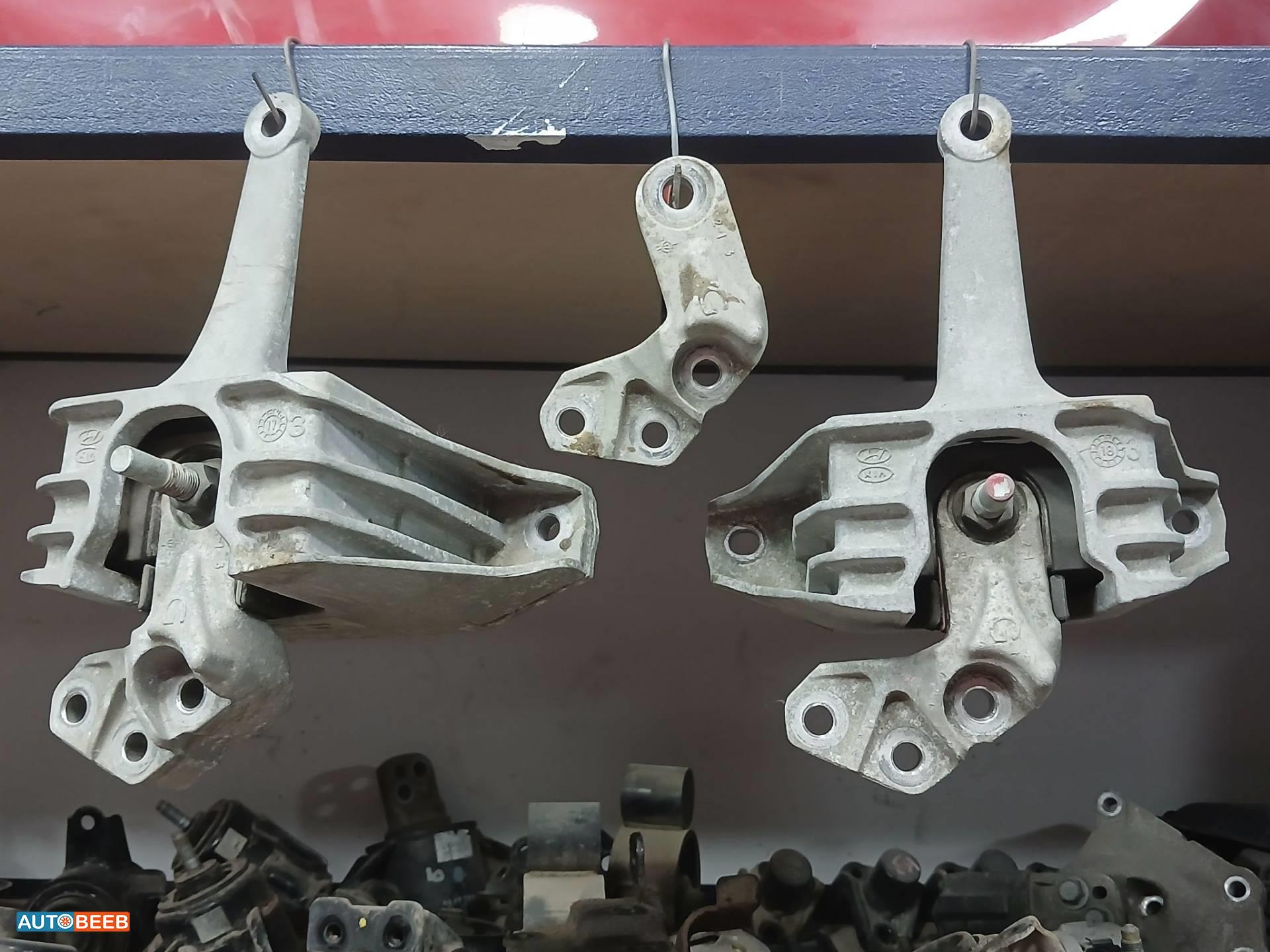 Engine Other Hyundai Elantra