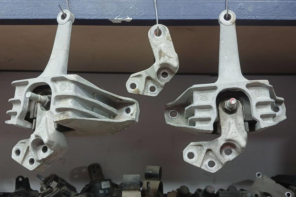 Engine Other Hyundai Elantra