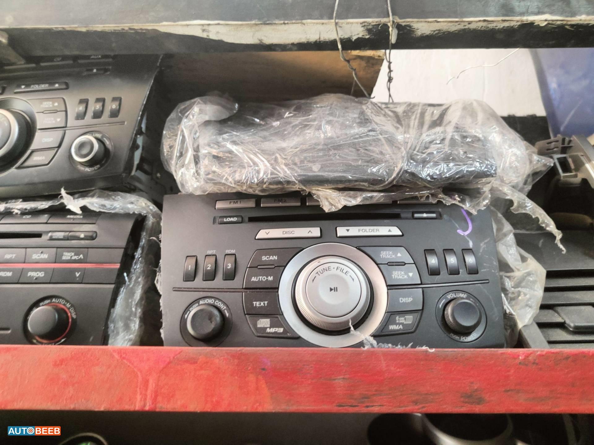 Electronics MP3 Player Mazda 3