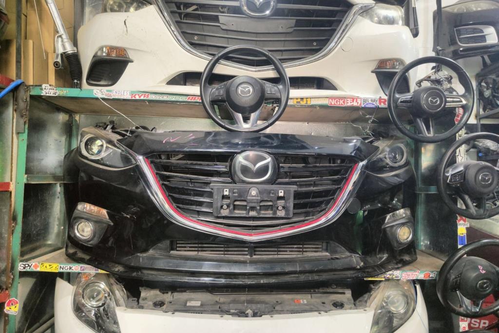 Body  Bumper Mazda 3