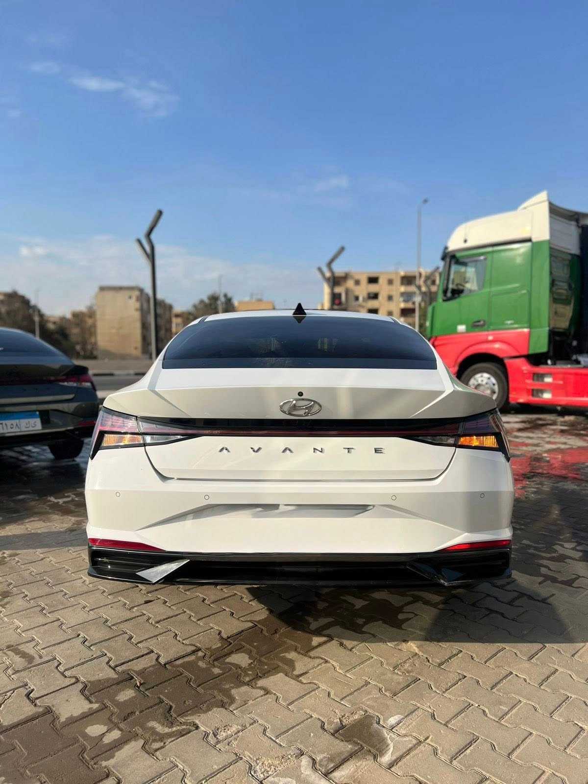 هيونداي افانتي 2021