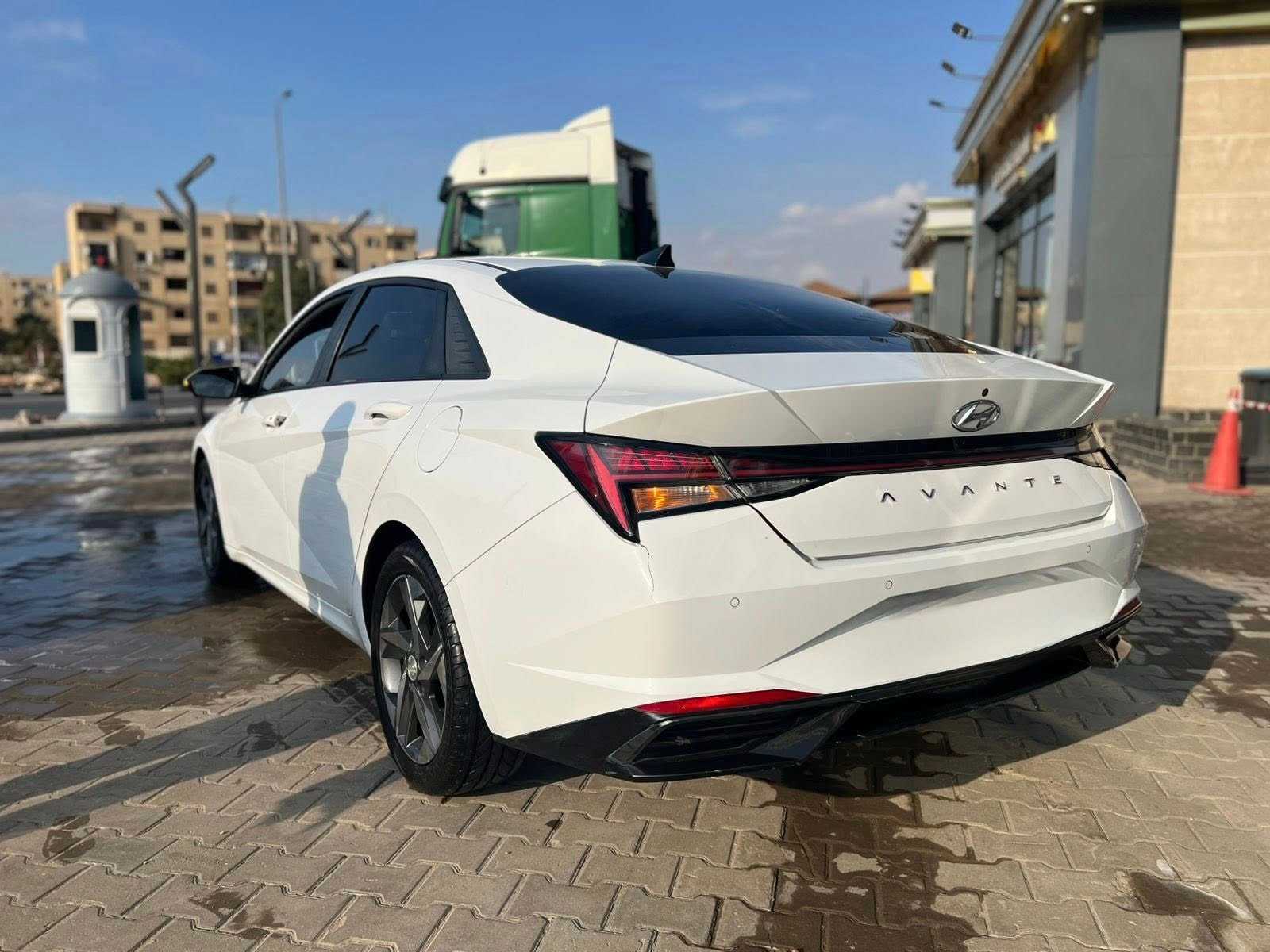 هيونداي افانتي 2021