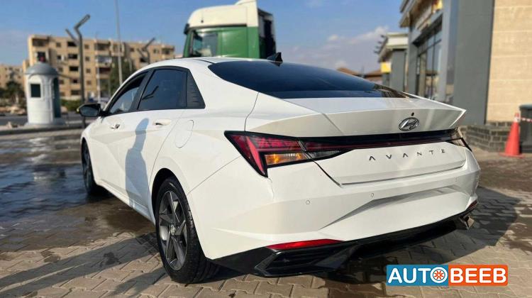 هيونداي افانتي 2021