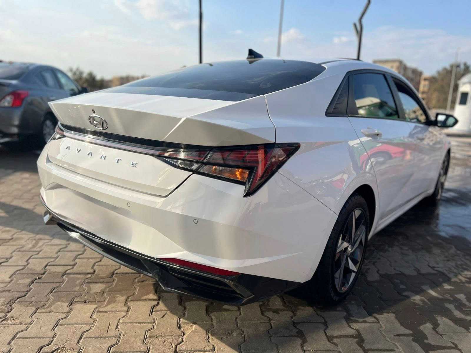 هيونداي افانتي 2021
