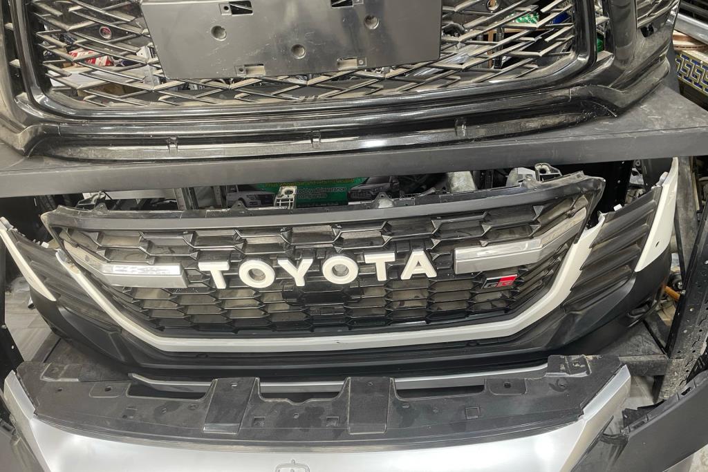 Body  Bumper Toyota Land Cruiser
