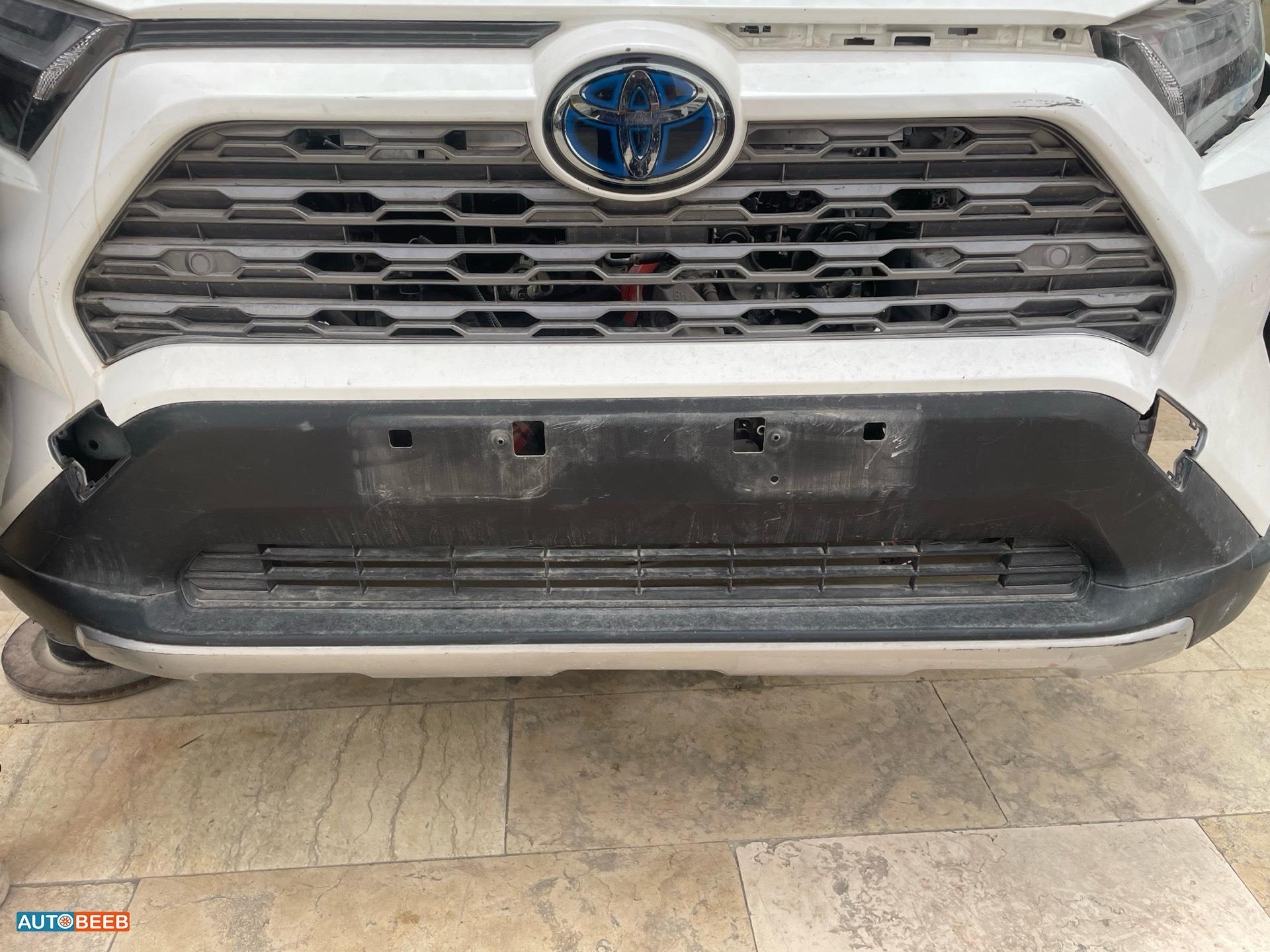 Body  Grilles Toyota RAV4