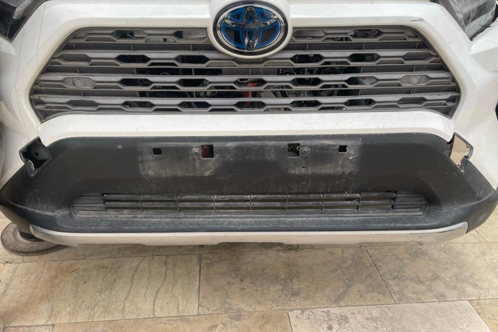 Body  Grilles Toyota RAV4