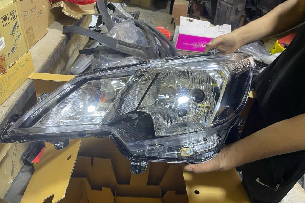 Lights Front light Mitsubishi Attrage