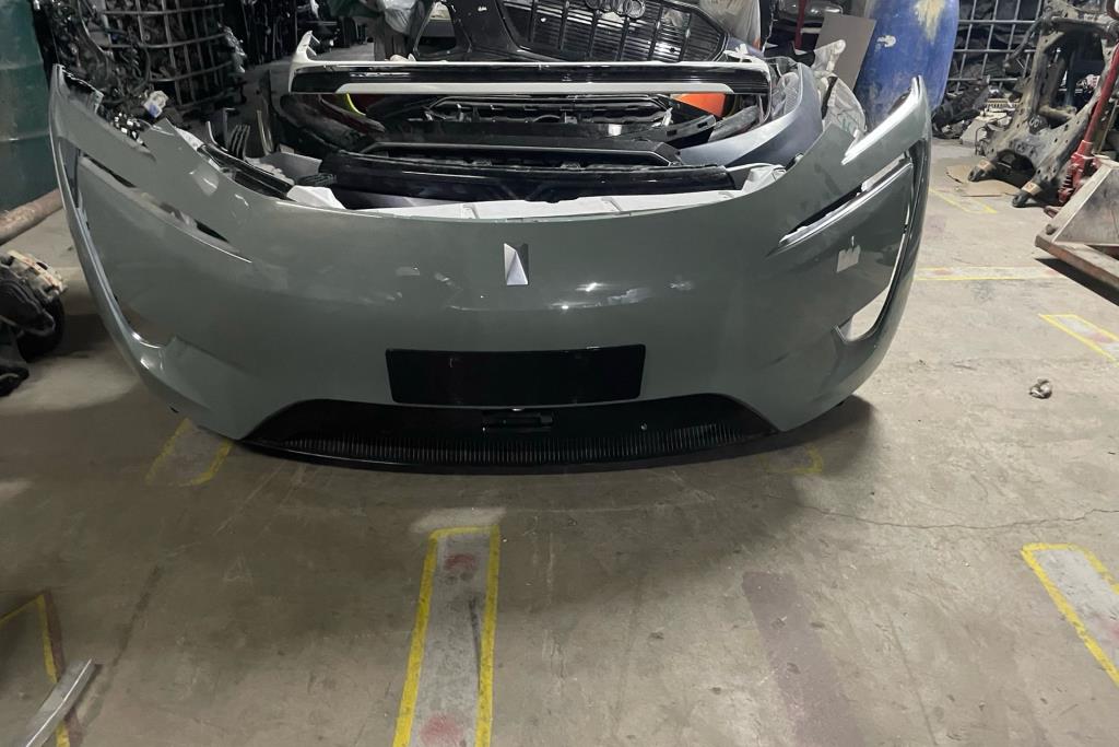 Body  Bumper Avatr Model 12