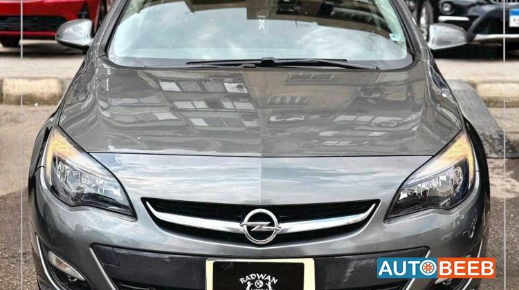 Opel Astra 2021