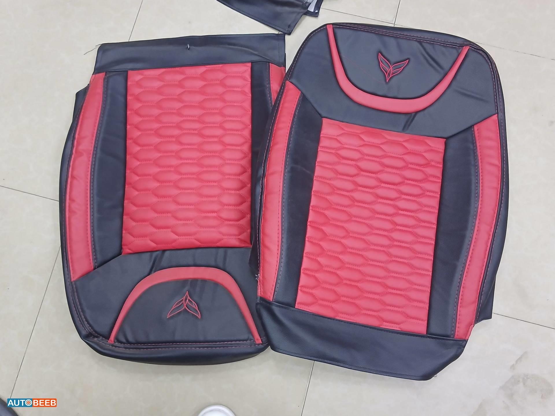 فرش سياره اسود في احمر 