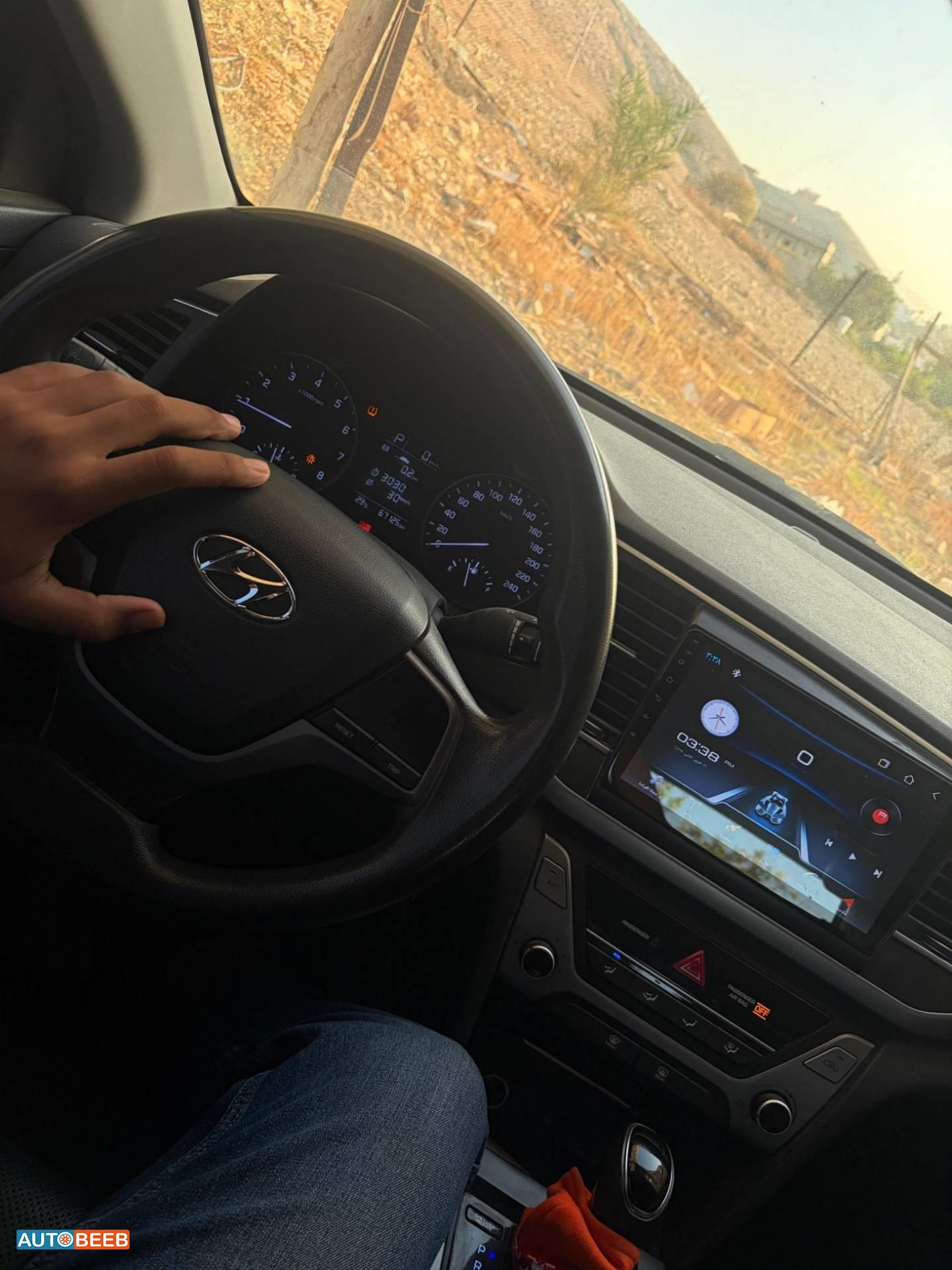 هيونداي افانتي 2016