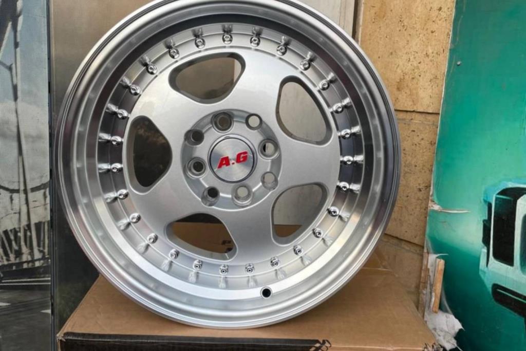  Wheel and Rims  
