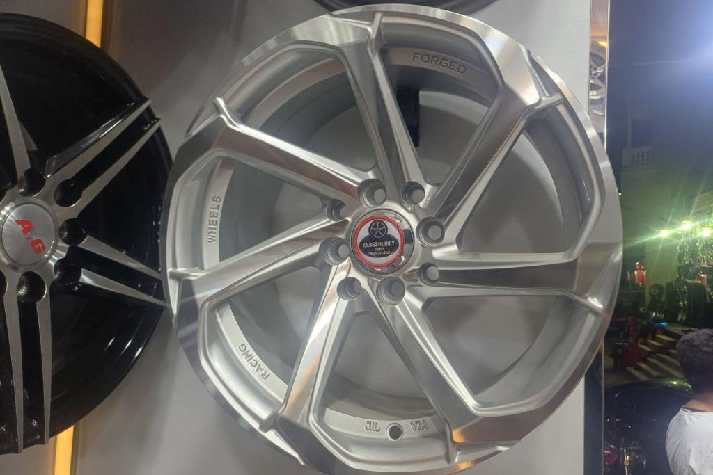  Wheel and Rims  