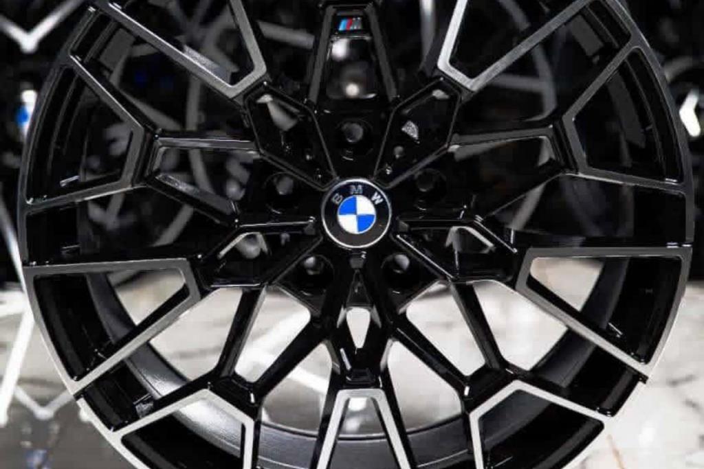  Wheel and Rims  
