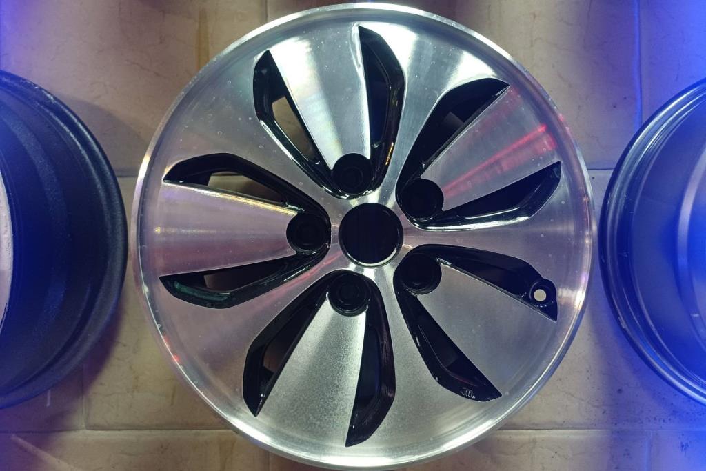  Wheel and Rims  