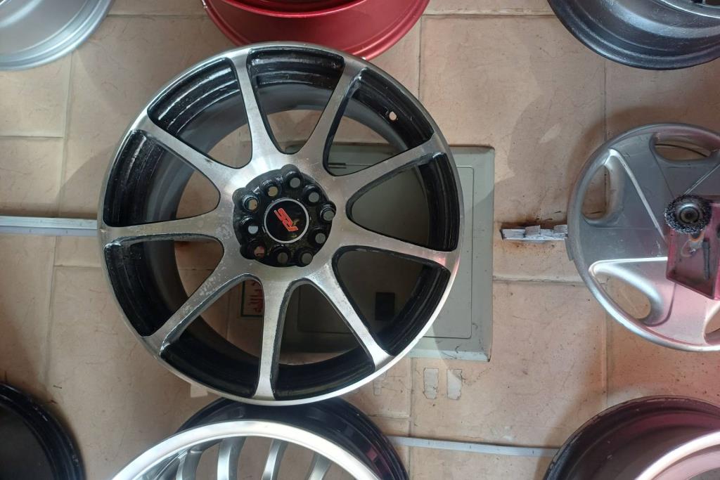 Wheel and Rims  
