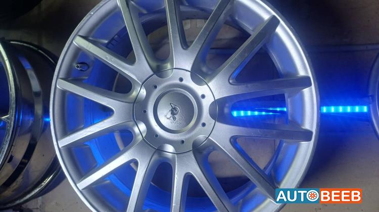  Wheel and Rims  