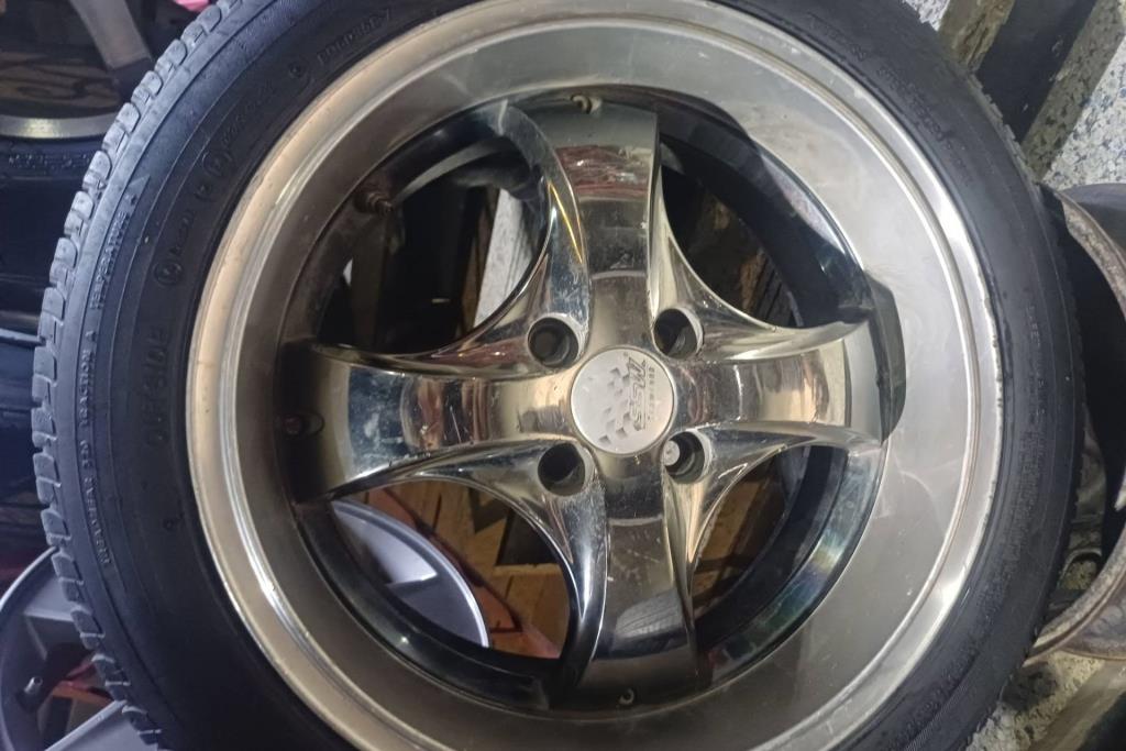 Wheel and Rims  