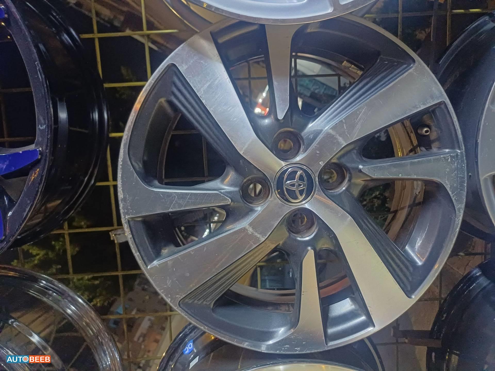  Wheel and Rims  