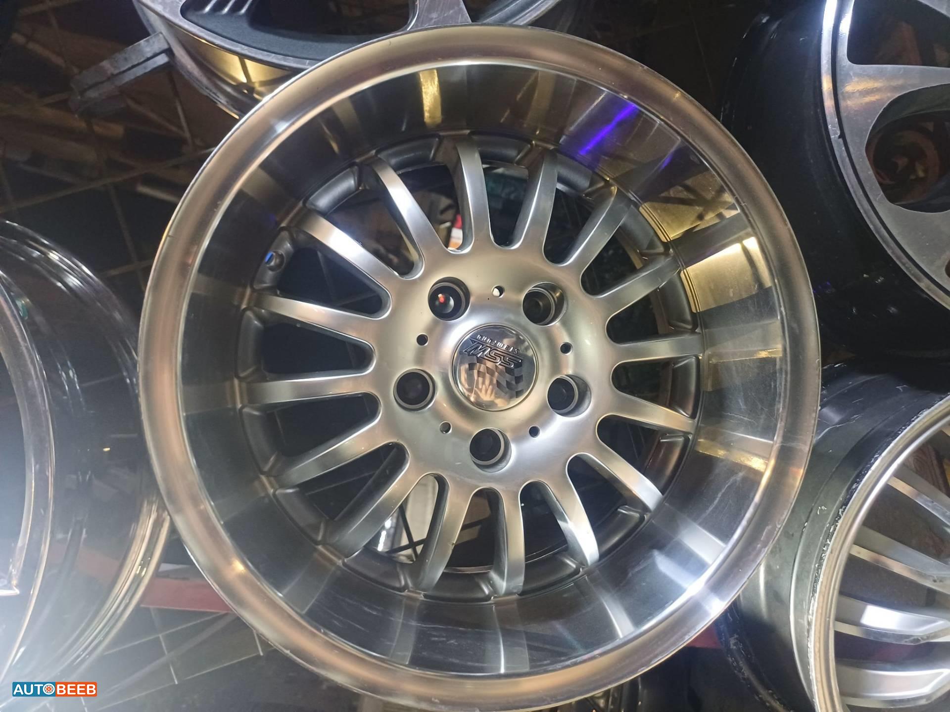  Wheel and Rims  