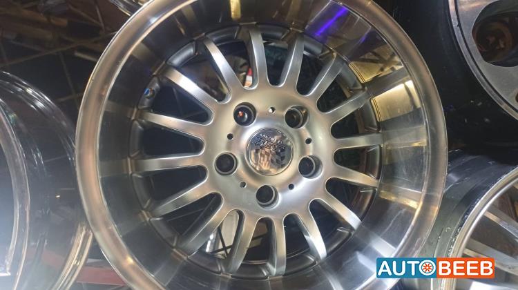  Wheel and Rims  