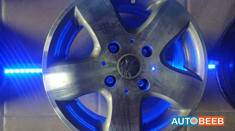  Wheel and Rims  