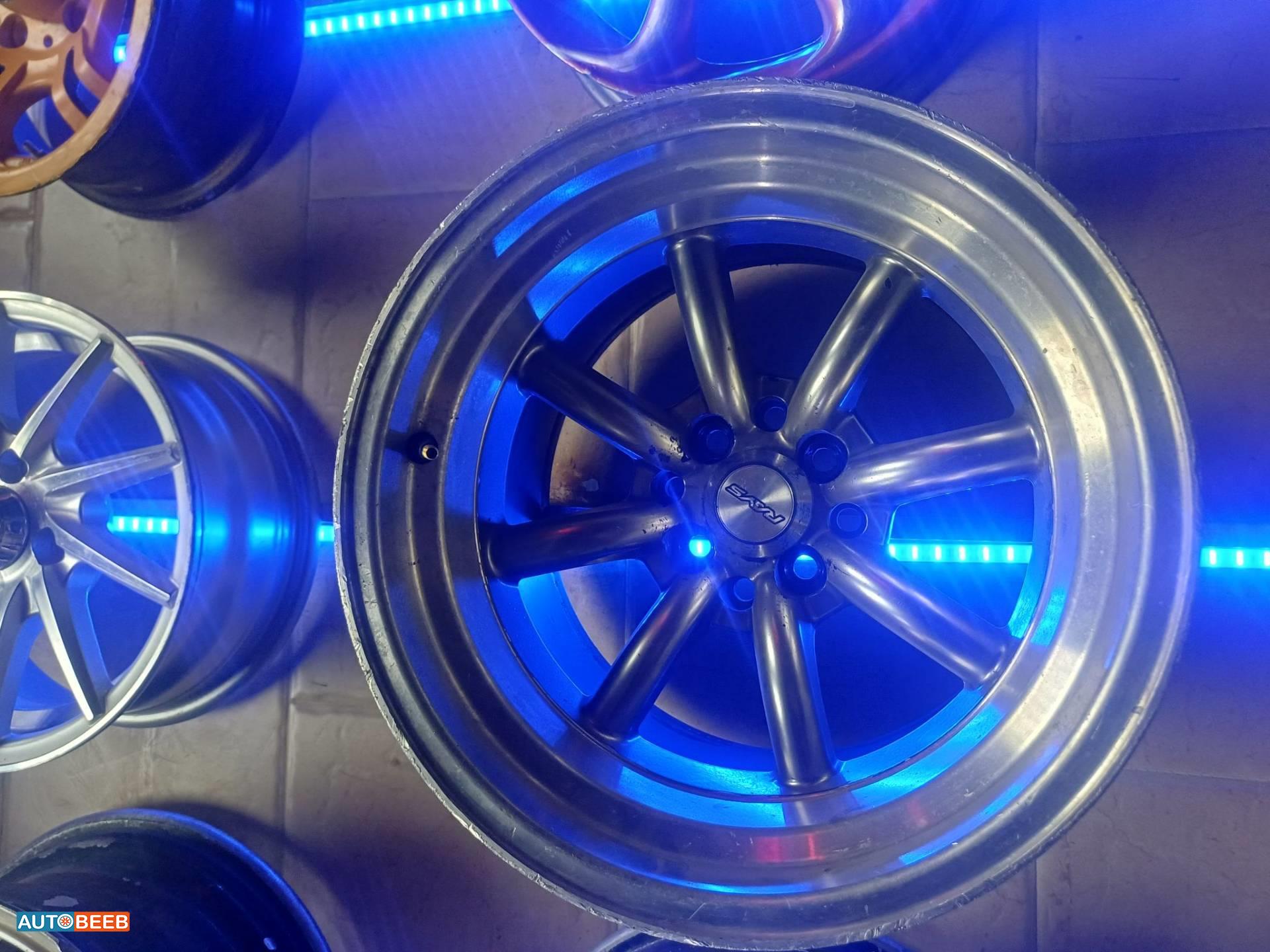  Wheel and Rims  