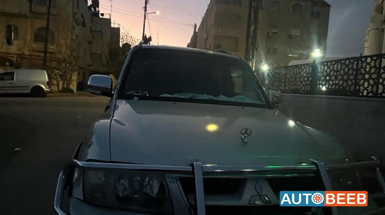 ميتسوبيشي باجيرو 2005