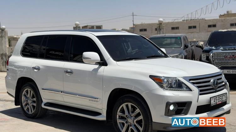 لكزس LX570 2013