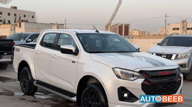 ايسوزو دي ماكس 2025