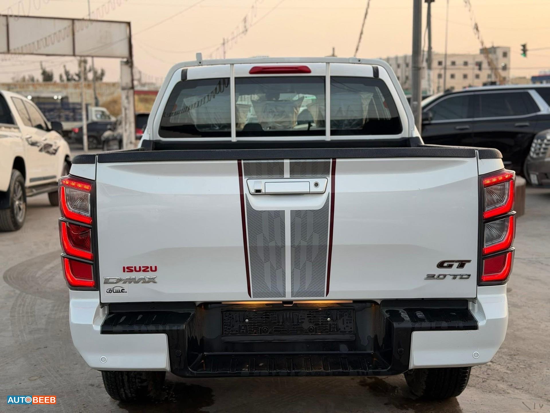 ايسوزو دي ماكس 2025