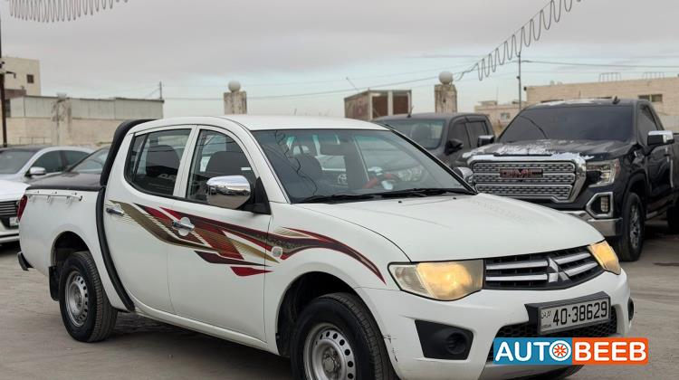 ميتسوبيشي L200 2015