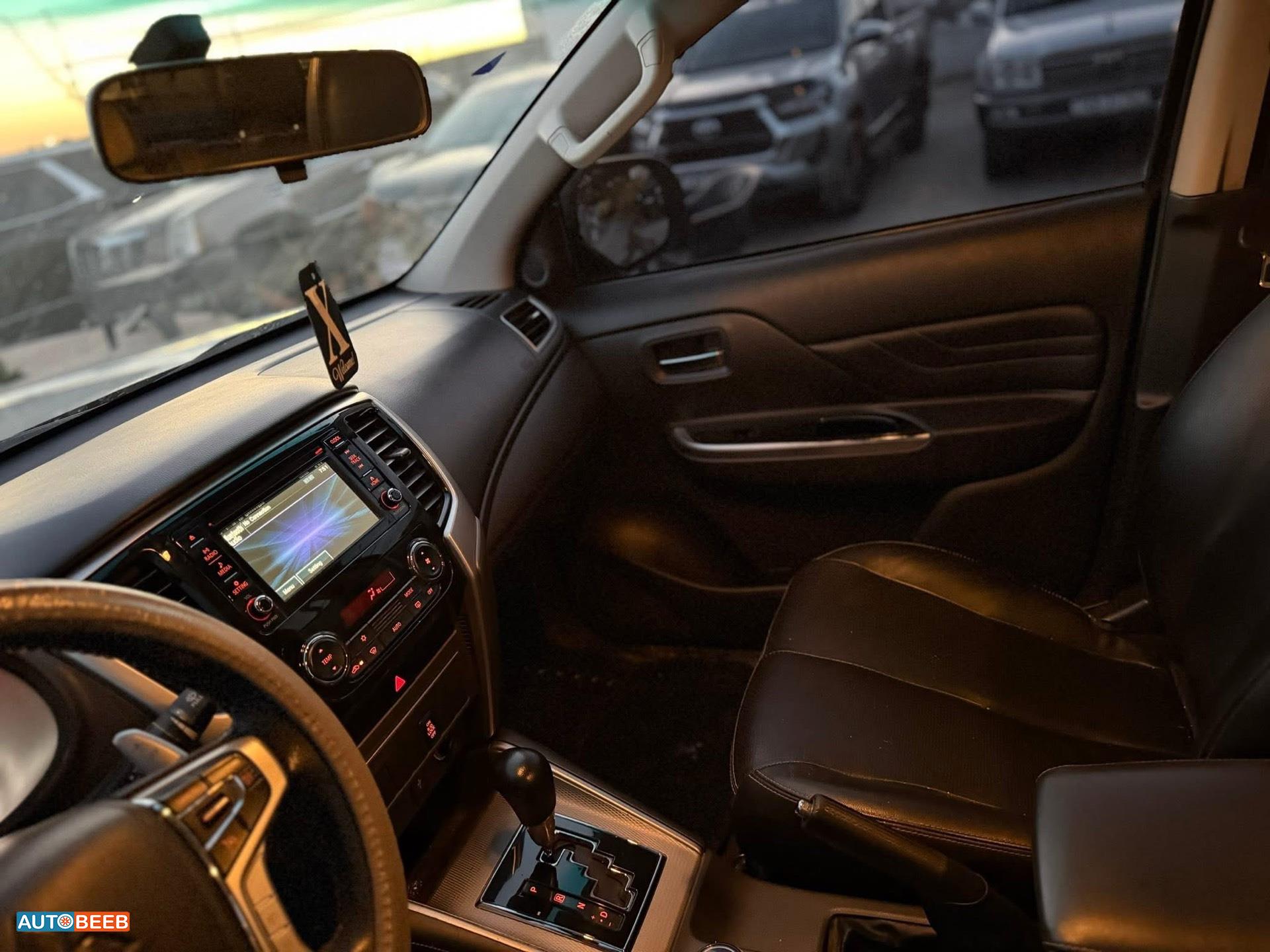ميتسوبيشي L200 2022
