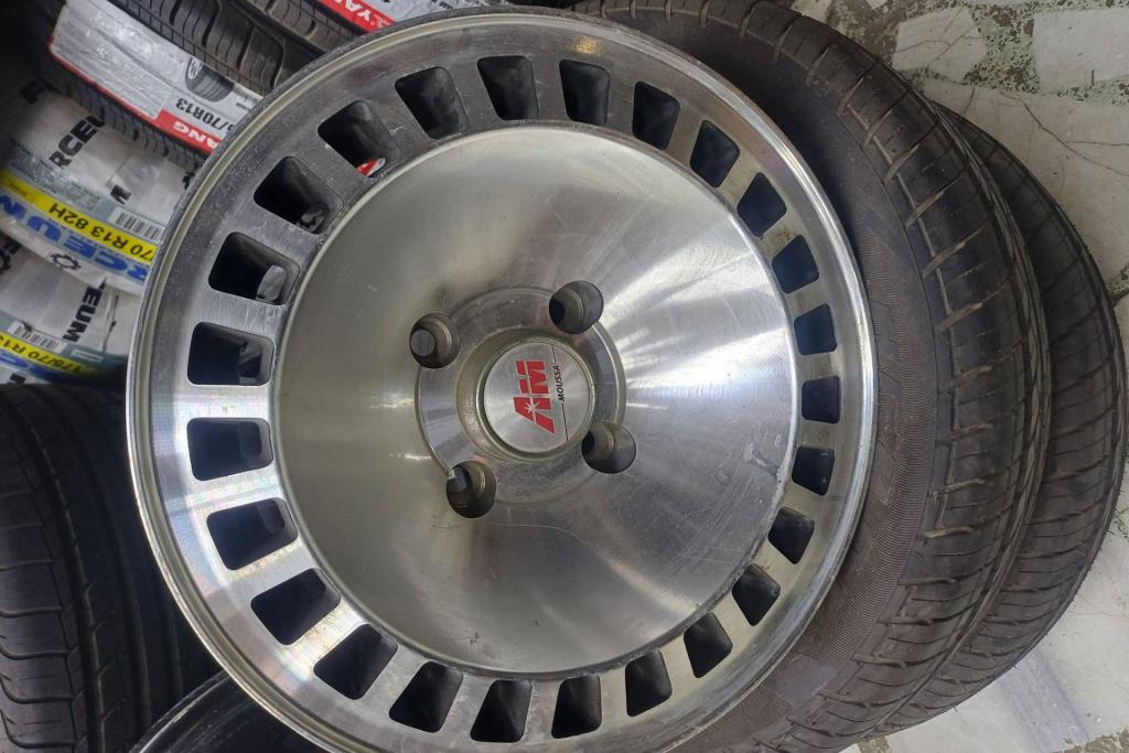  Wheel and Rims  