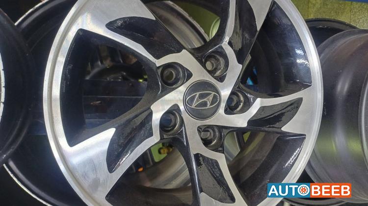  Wheel and Rims  